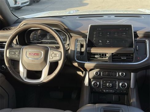 Used 2023 GMC Yukon SLT image 20