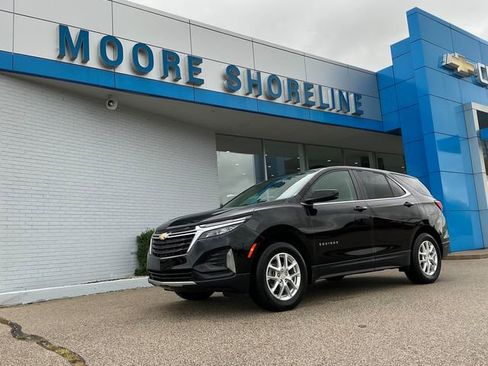 Used 2022 Chevrolet Equinox LT image 1