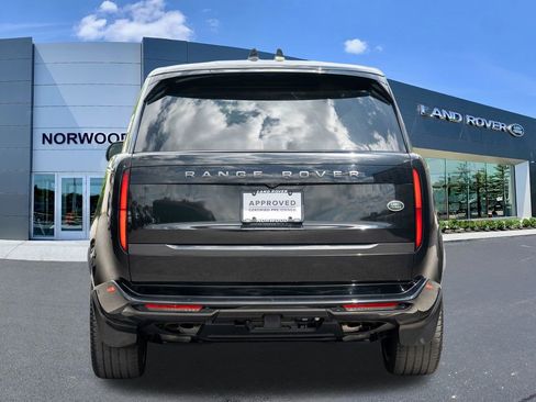 Used 2023 Land Rover Range Rover SE AWD/4WD image 5