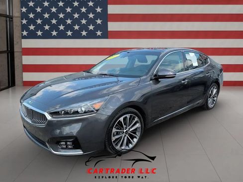 Used 2019 Kia Cadenza Technology FWD image 2