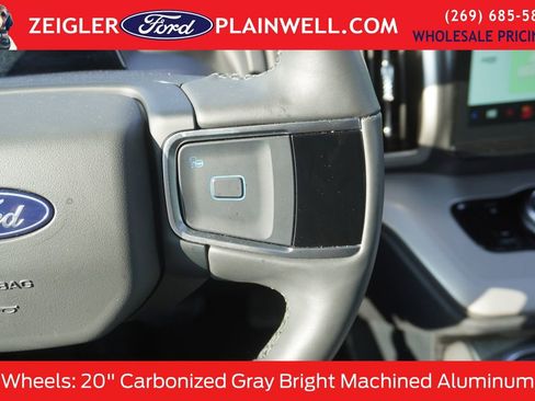Used 2025 Ford Expedition Max Active image 34