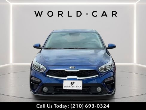 Used 2021 Kia Forte LXS FWD image 2