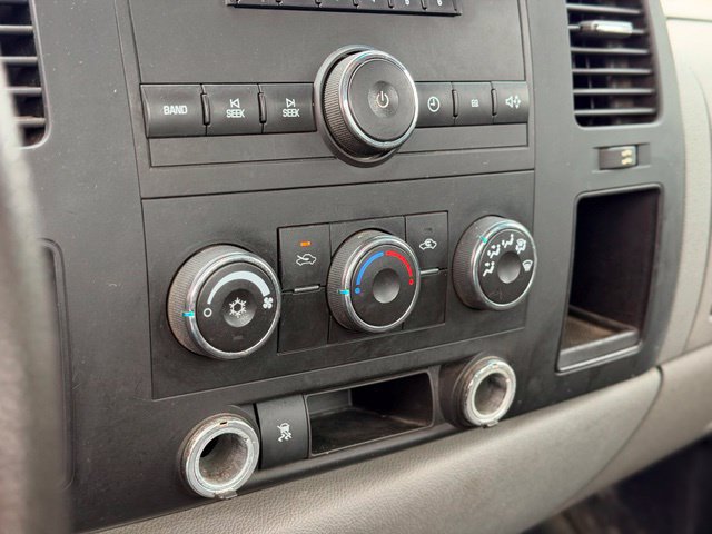 Used 2010 Chevrolet Silverado 1500 W/T RWD image 11