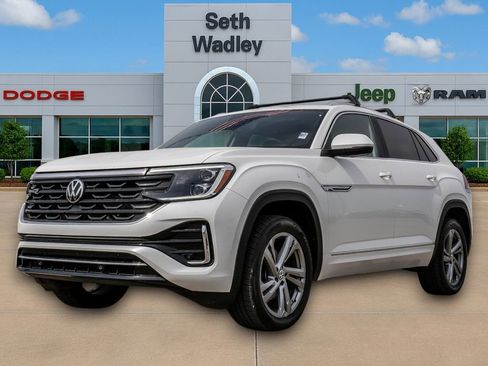 Used 2024 Volkswagen Atlas Cross Sport SEL R-Line image 3