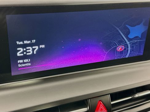 Used 2025 Kia Seltos S image 21