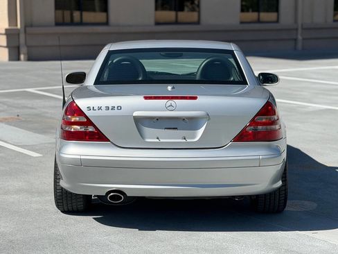 Used 2001 Mercedes-Benz SLK 320 image 9