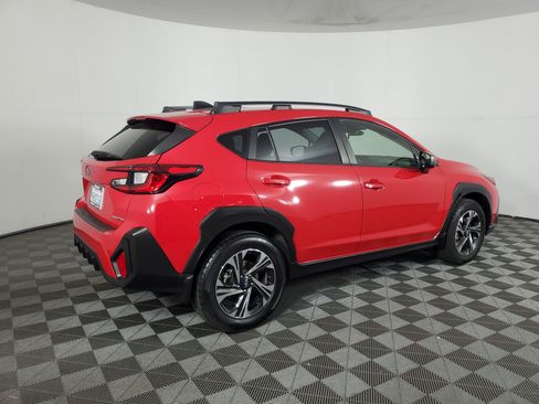 Used 2024 Subaru Crosstrek 2.0i Premium AWD/4WD image 4