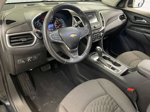 Certified 2020 Chevrolet Equinox LT w/ Driver Convenience Package image 5