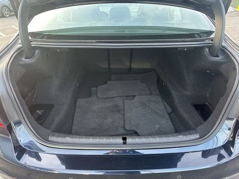 Used 2019 BMW M550i xDrive image 25