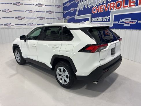 Used 2024 Toyota RAV4 LE image 4
