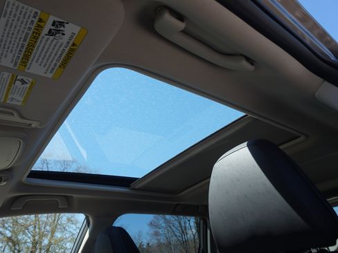 Used 2021 Subaru Forester Limited image 14