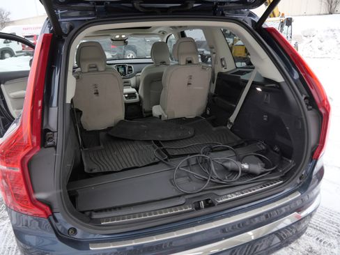 Used 2024 Volvo XC90 T8 Ultimate image 18