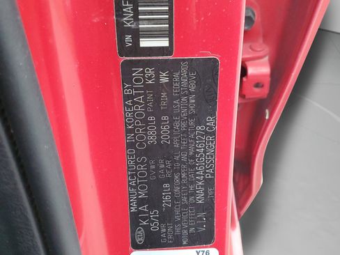 Used 2016 Kia Forte LX FWD image 32