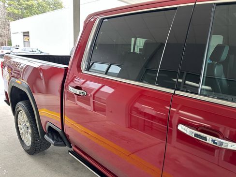 Used 2022 GMC Sierra 2500 Denali w/ Denali Ultimate Package image 14