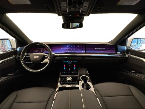 New 2026 Cadillac Escalade ESV 4WD image 22