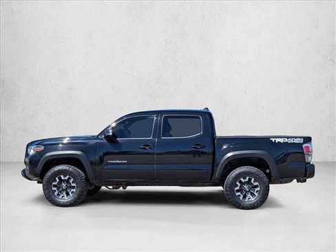 Used 2022 Toyota Tacoma TRD Off-Road w/ Technology Package image 9