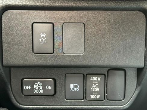 Used 2021 Toyota Tacoma TRD Sport w/ Technology Package AWD/4WD image 22