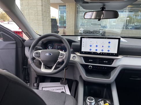 New 2026 Ford Explorer Active image 35