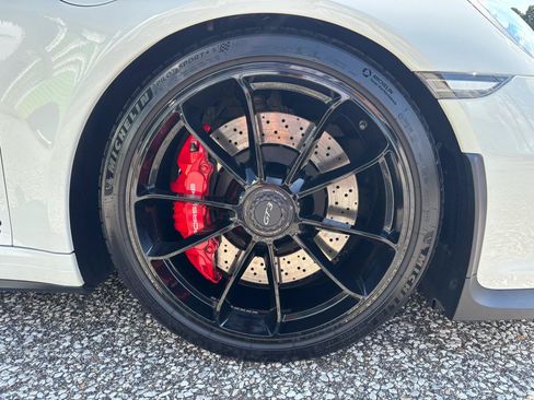Used 2015 Porsche 911 GT3 RWD image 78