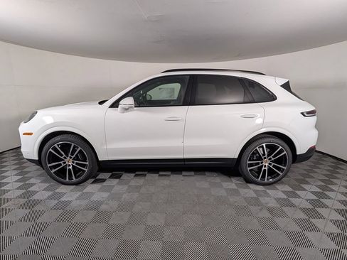 New 2026 Porsche Cayenne AWD/4WD image 2