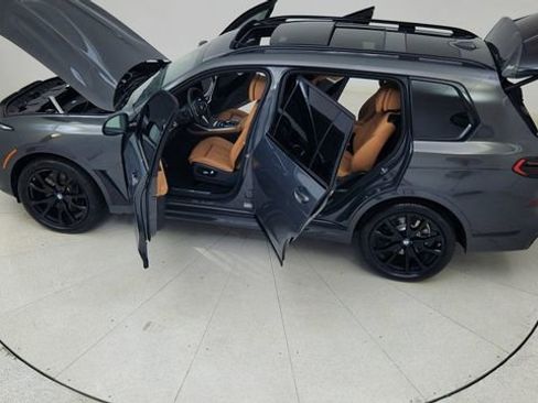 Used 2026 BMW X7 xDrive40i w/ M Sport Package AWD/4WD image 89