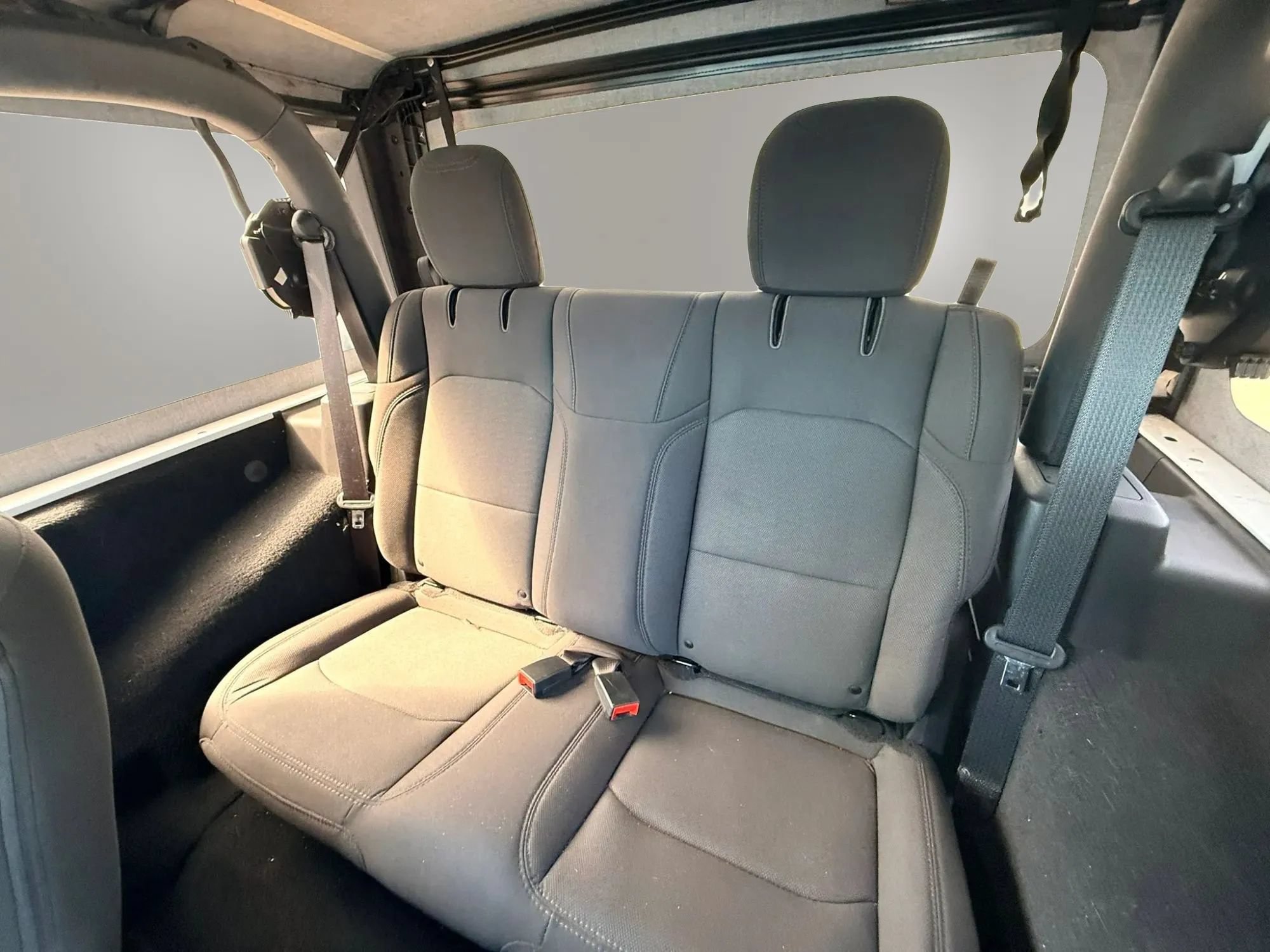 Used 2019 Jeep Wrangler Sport AWD/4WD image 11