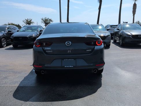 Used 2023 MAZDA MAZDA3 s FWD image 5