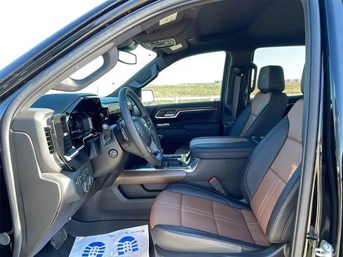 New 2025 Chevrolet Silverado 1500 High Country image 15