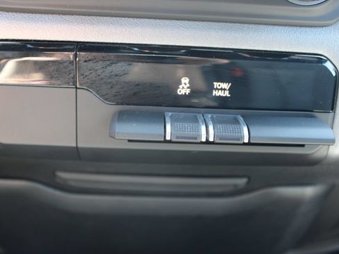 Used 2023 RAM 1500 Big Horn RWD image 47