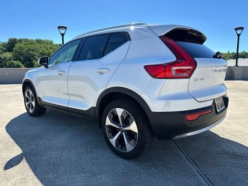 Certified 2024 Volvo XC40 B5 Plus w/ Climate Package AWD/4WD image 6