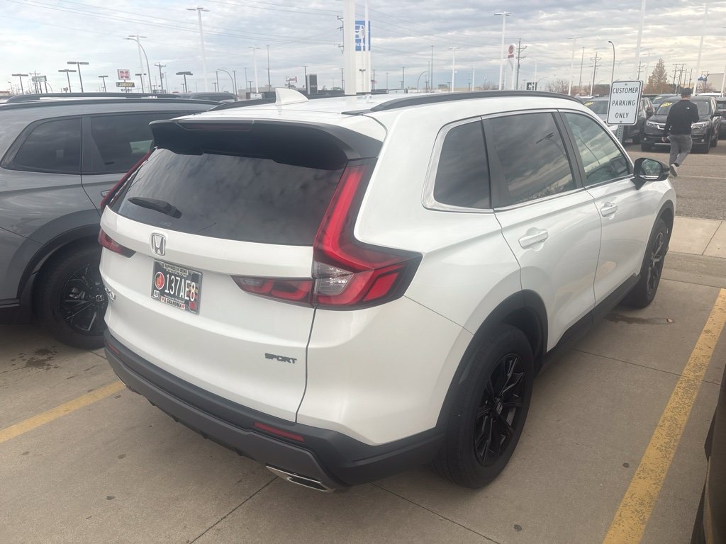 Used 2024 Honda CR-V Sport image 3