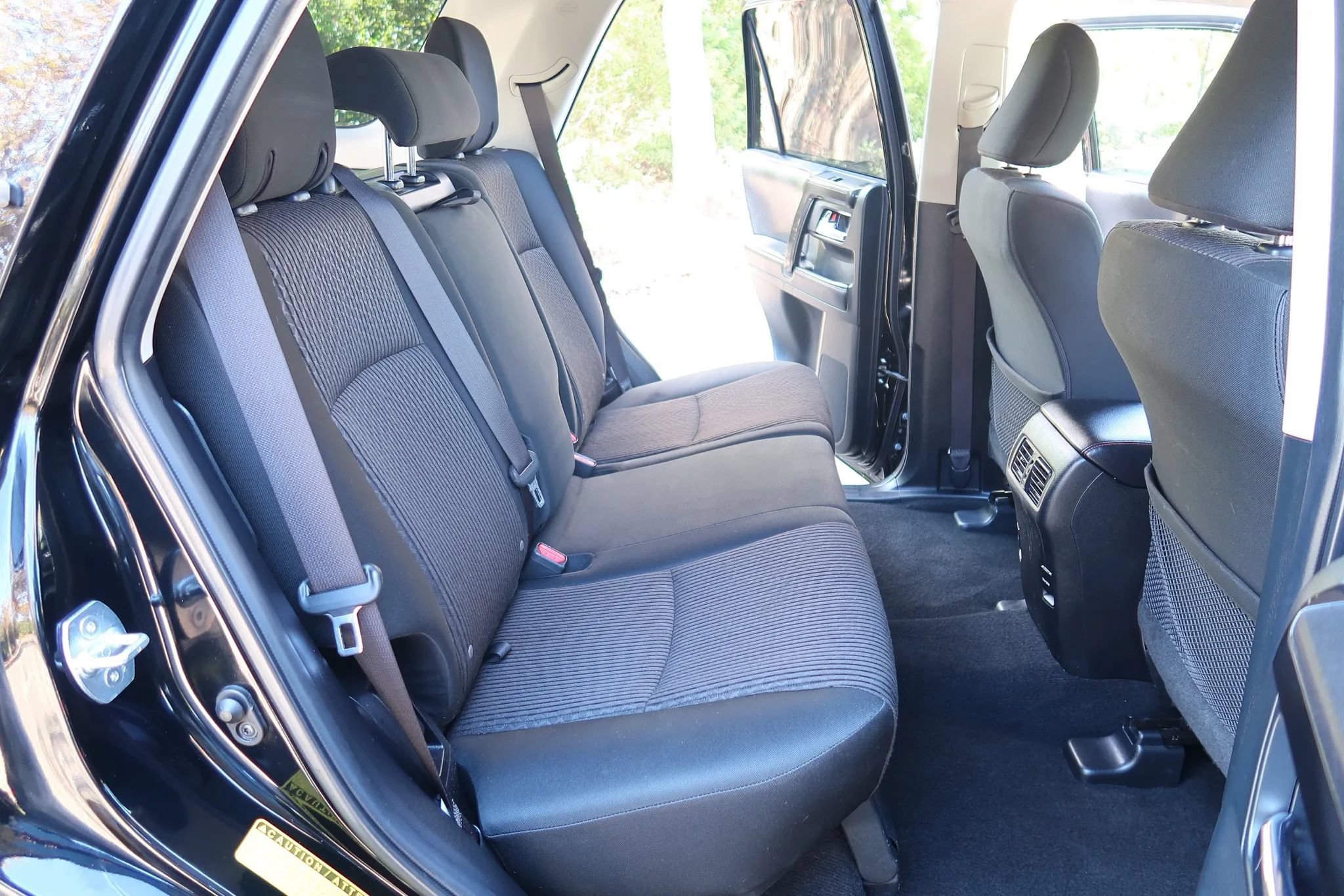 Used 2018 Toyota 4Runner TRD Off-Road AWD/4WD image 18