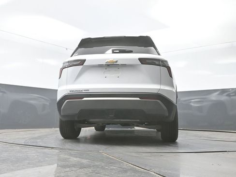 Used 2025 Chevrolet Equinox LT image 32
