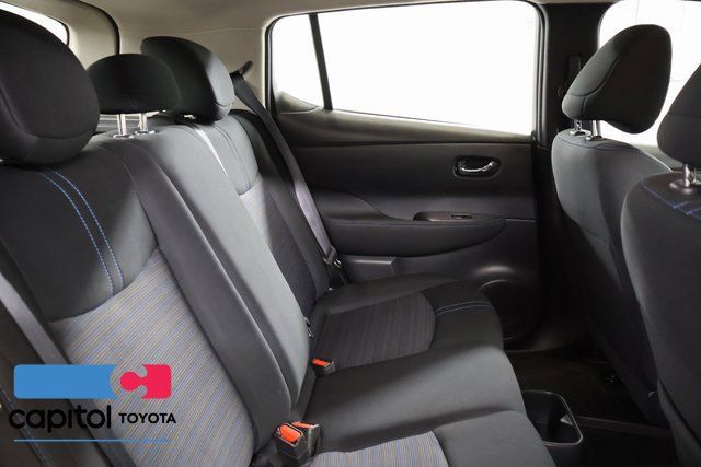 Used 2025 Nissan Leaf S FWD image 11