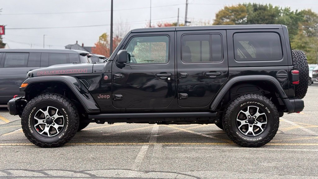 Used 2021 Jeep Wrangler Unlimited Rubicon w/ Dual Top Group AWD/4WD image 3