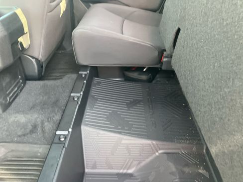 Certified 2026 Toyota Tacoma SR5 AWD/4WD image 40