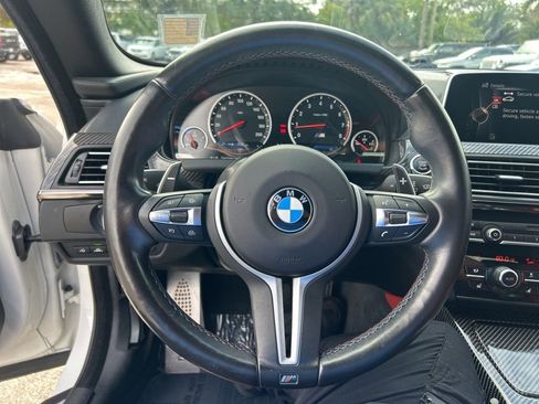 Used 2016 BMW M6 Convertible image 16