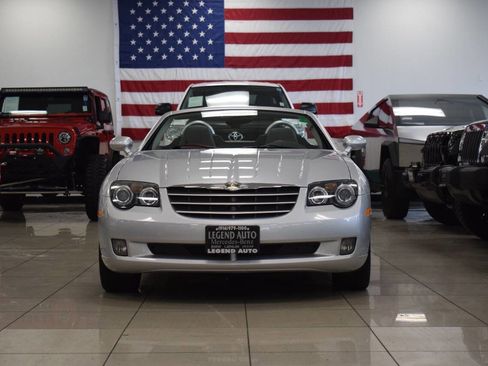 Used 2008 Chrysler Crossfire Limited image 11