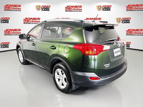 Used 2013 Toyota RAV4 XLE AWD/4WD image 2
