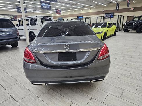 Used 2018 Mercedes-Benz C 300 Sedan w/ Premium Package image 8