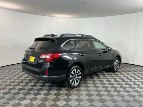 Used 2016 Subaru Outback 2.5i Limited AWD/4WD image 5