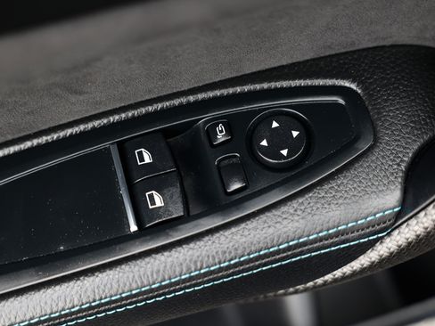 Used 2018 BMW M2 RWD image 50