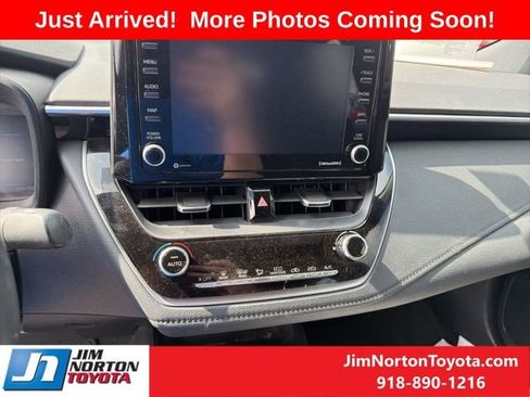 Used 2022 Toyota Corolla SE FWD image 12