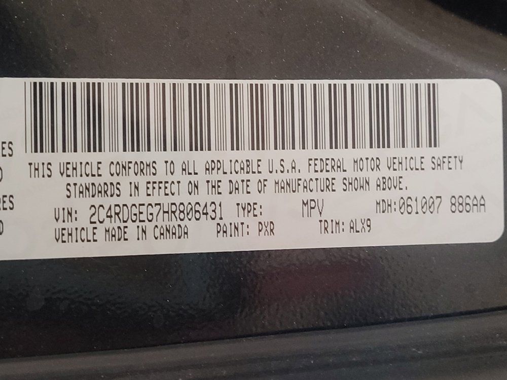 Used 2017 Dodge Grand Caravan GT FWD image 33