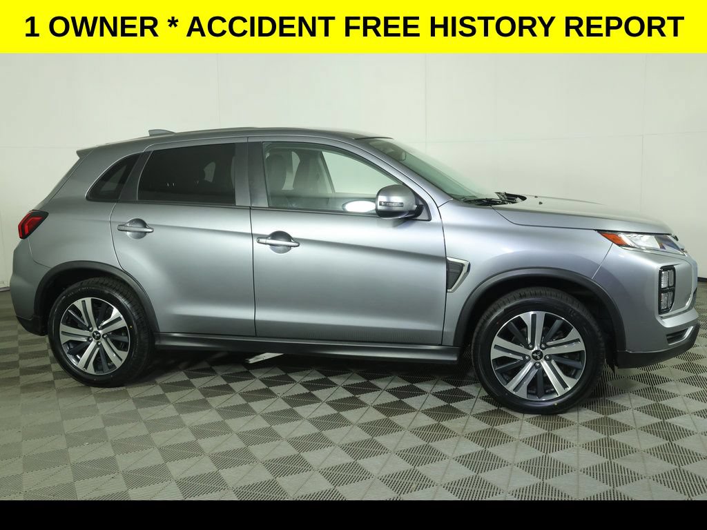 Used 2024 Mitsubishi Outlander Sport SE AWD/4WD image 2
