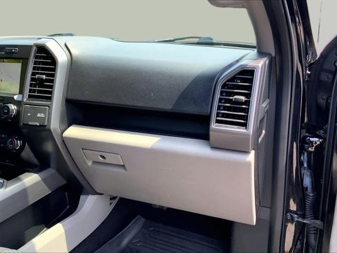 Used 2019 Ford F150 XLT w/ Equipment Group 302A Luxury AWD/4WD image 17