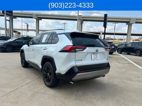 Used 2024 Toyota RAV4 SE AWD/4WD image 7