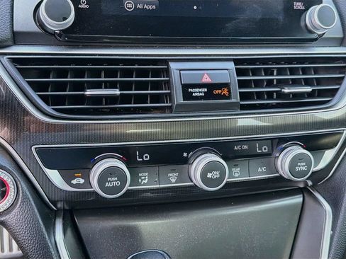 Used 2019 Honda Accord Sport image 11