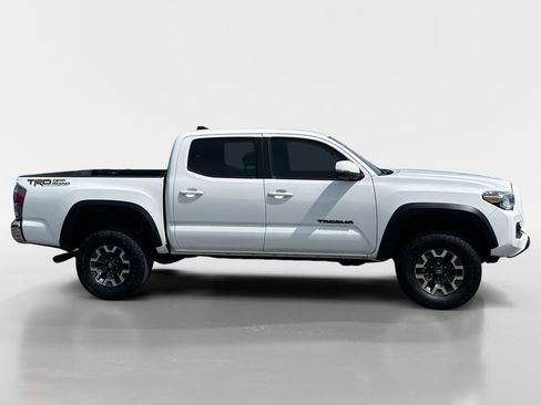 Used 2023 Toyota Tacoma TRD Off-Road AWD/4WD image 6