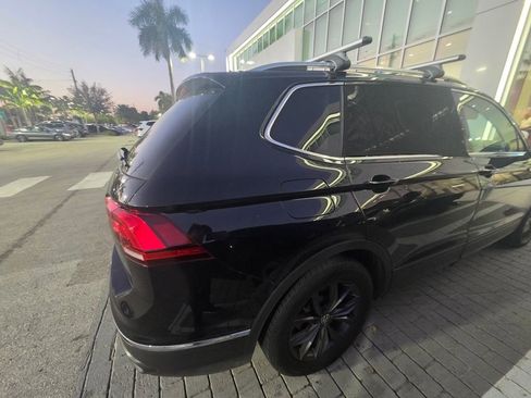 Certified 2023 Volkswagen Tiguan SE image 5